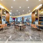 Lago Hotel