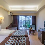 Lago Hotel 5*