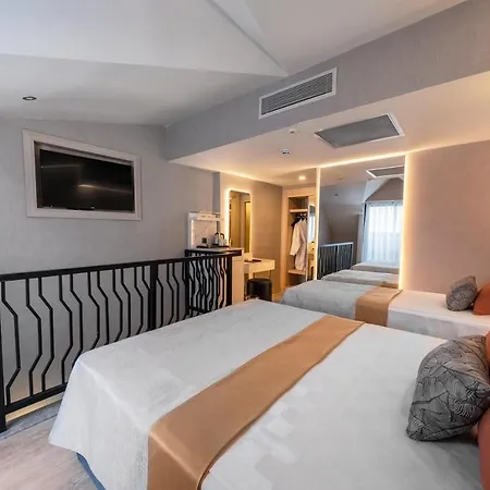 Lago Hotel Semesteranläggning (resort) 5*