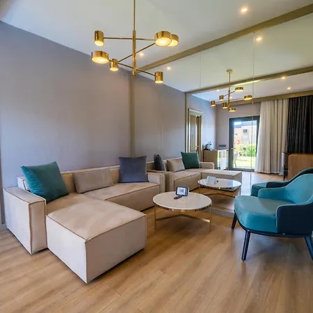 Lago Hotel 리조트 5*