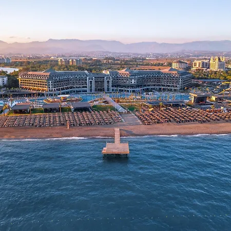 리조트 Lago Hotel 5*