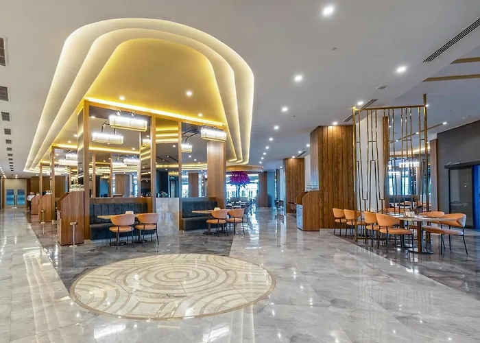 Lago Hotel Resort Side