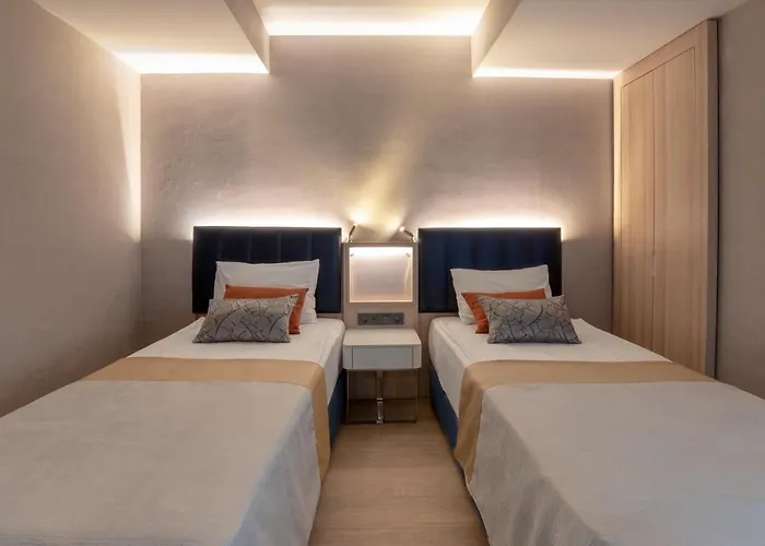 Resort Lago Hotel Side