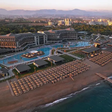 Üdülőközpont Lago Hotel 5*