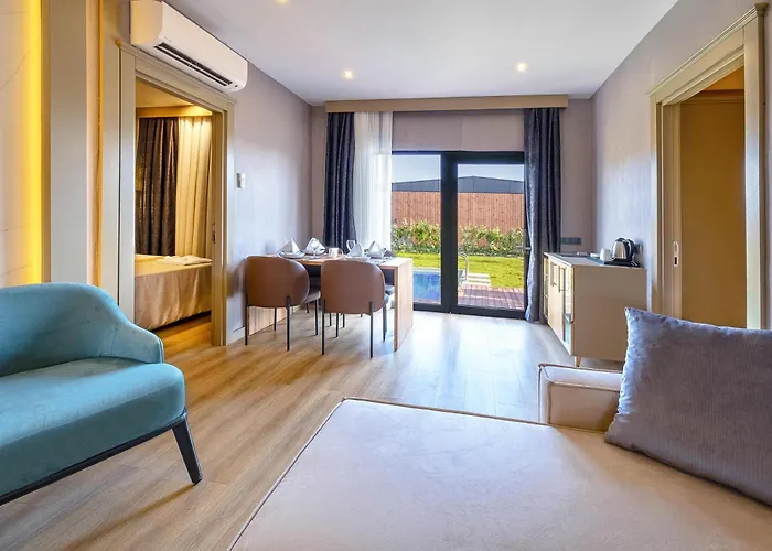 Station touristique Lago Hotel 5*